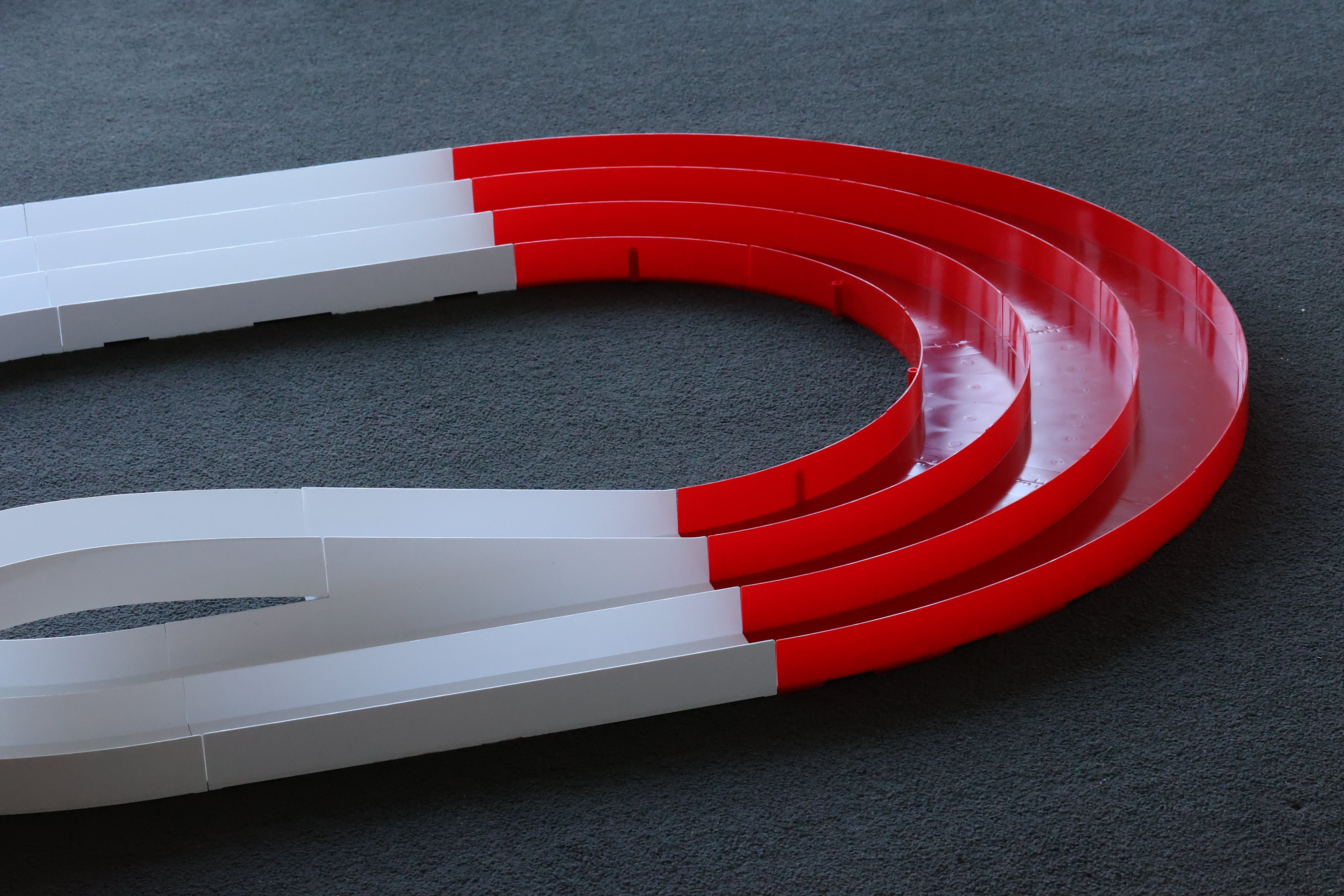 Tamiya 69578 - Japan Cup Junior Circuit Curve Section Set (Blue/Red, 4Pcs. Each)